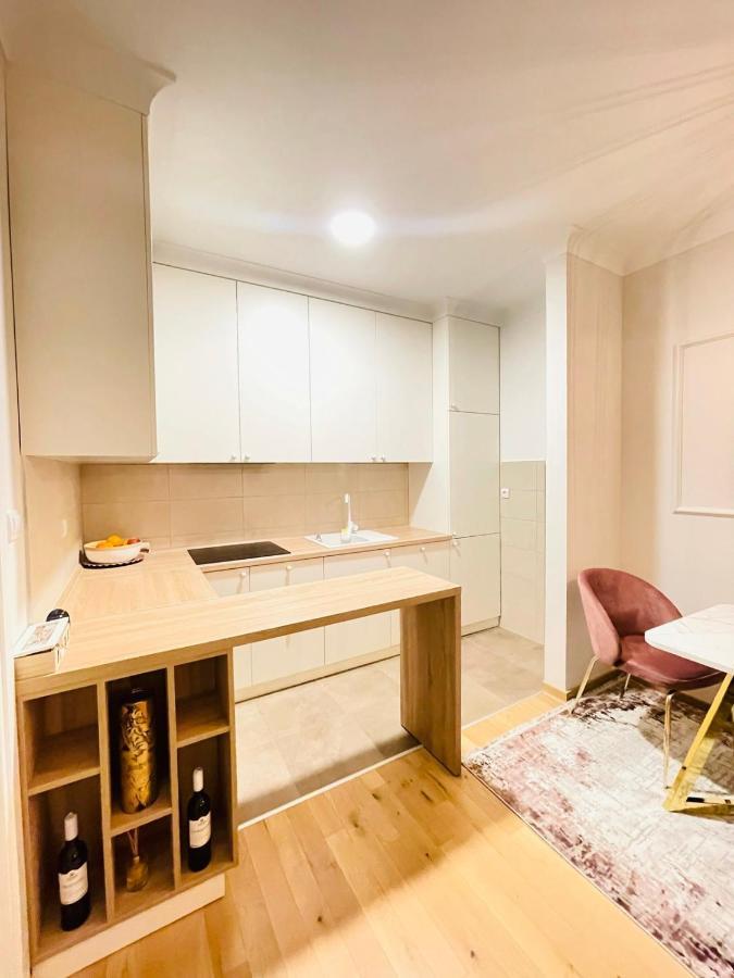바냐루카 Stan Na Dan "Apartman Purple" 아파트 외부 사진